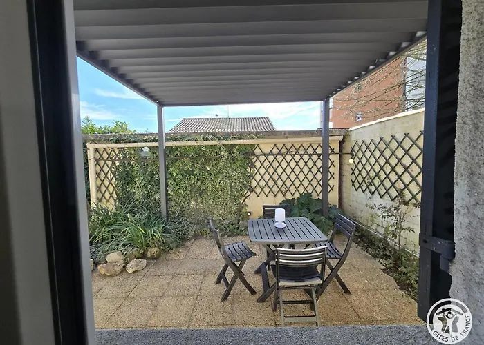 Maison Au Bord De L'eau, Animaux Ok - 4 Pers. - Fr-1-616-552